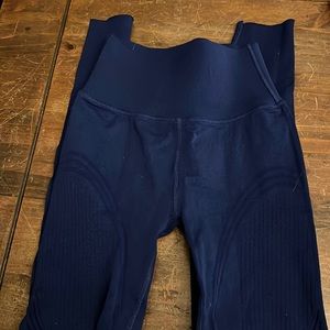 Fabletics sculpt knit compression leggings
